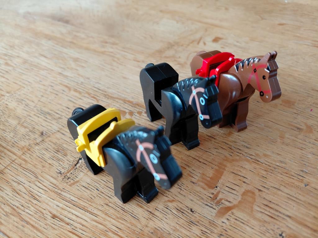 3 Vintage Lego paarden (per stuk)., Kinderen en Baby's, Speelgoed | Duplo en Lego, Ophalen of Verzenden, Gebruikt