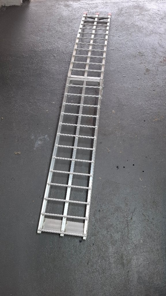 Aluminium oprijplaat / laadklep, Ophalen, Gebruikt