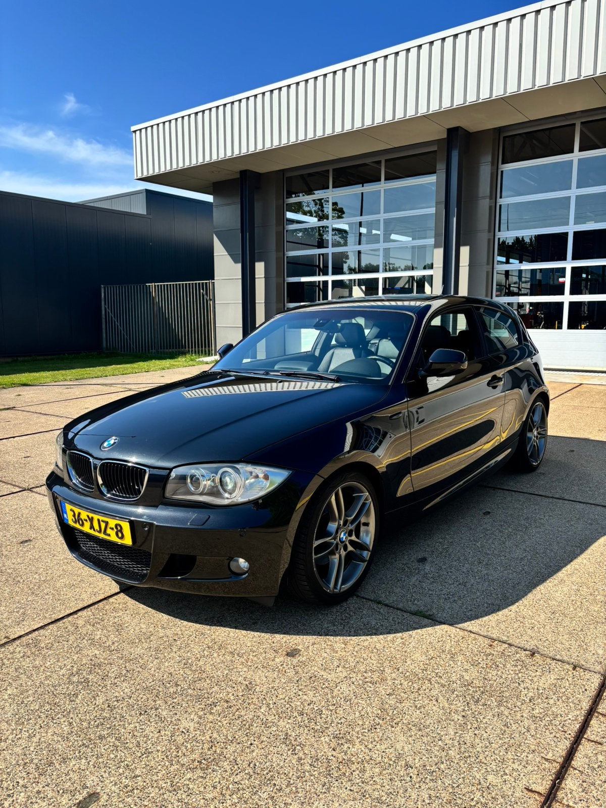 BMW 120i M-Sport 170pk | Schuifdak | Leder | Navi | Xenon, 1-Serie, Euro 5, 1995 cc, 4 cilinders