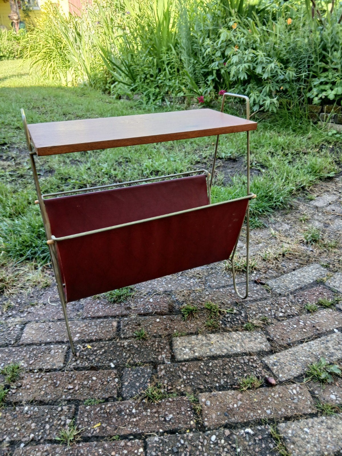Retro krantenbak,  lectuurbak, Ophalen of Verzenden