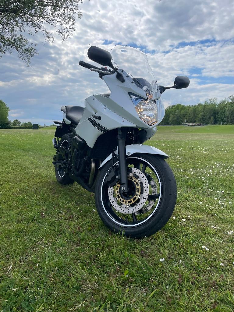 YAMAHA XJ6 S DIVERSION, Motoren, 4 cilinders, Motorrijbewijs A, Gebruikt, Particulier