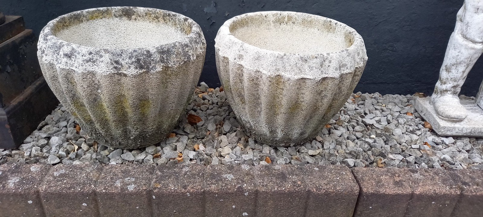 2 identieke betonnen bloembakken, Ophalen, Gebruikt, Minder dan 60 cm, Rond