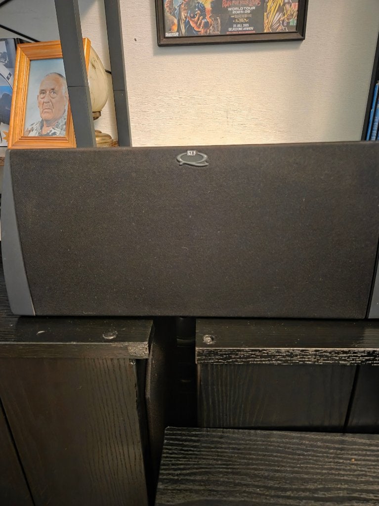 KEF Q95C centerspeaker, Ophalen, Zo goed als nieuw, 60 tot 120 watt, Basreflex