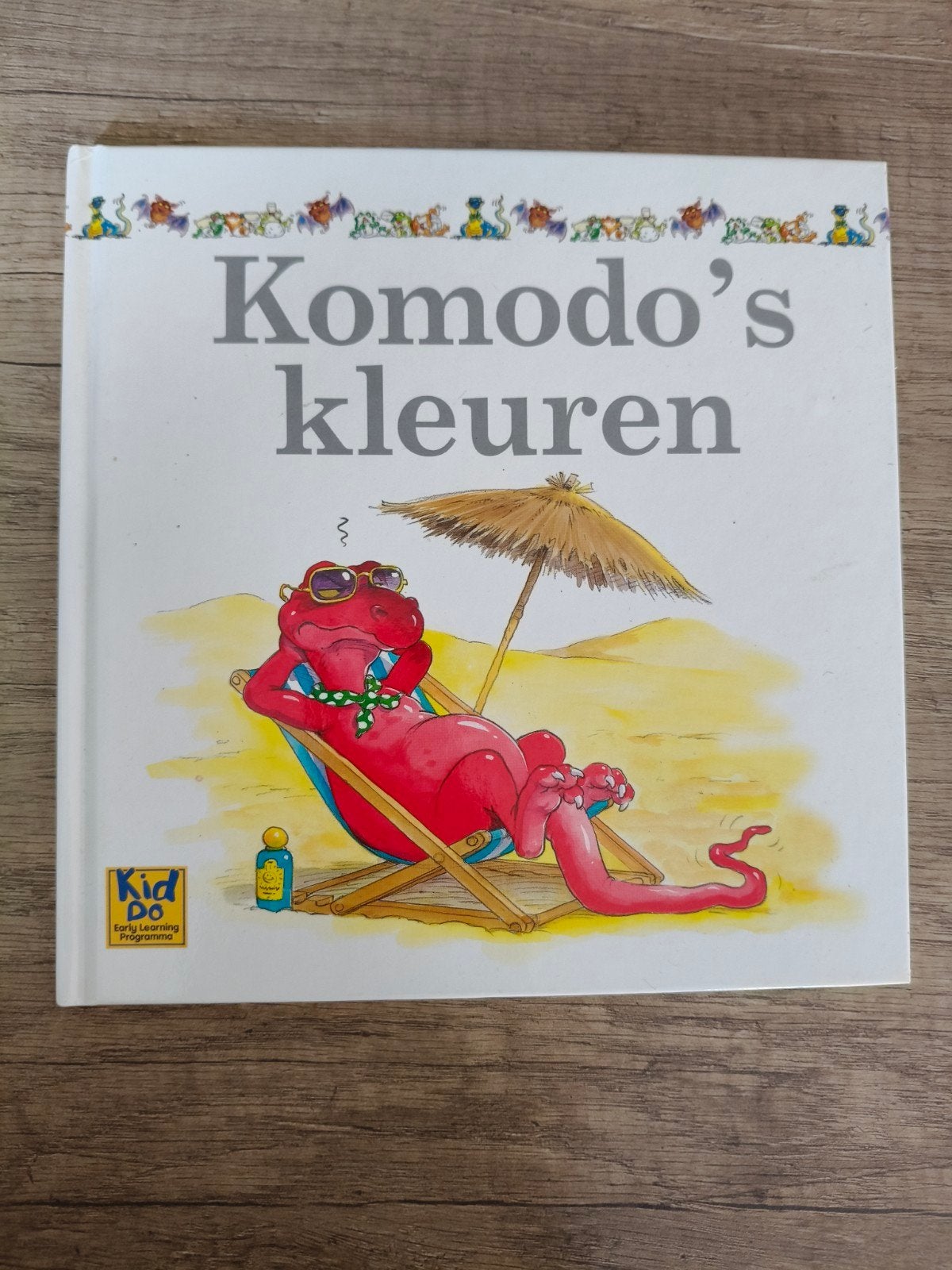 Komodo's Kleuren - Leerzaam kinderboek over kleuren, Boeken, Kinderboeken | Kleuters, Ophalen of Verzenden