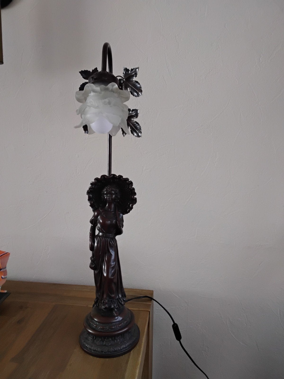 Franse Art Nouveau stijl tafellamp., Antiek en Kunst, Antiek | Lampen, Ophalen