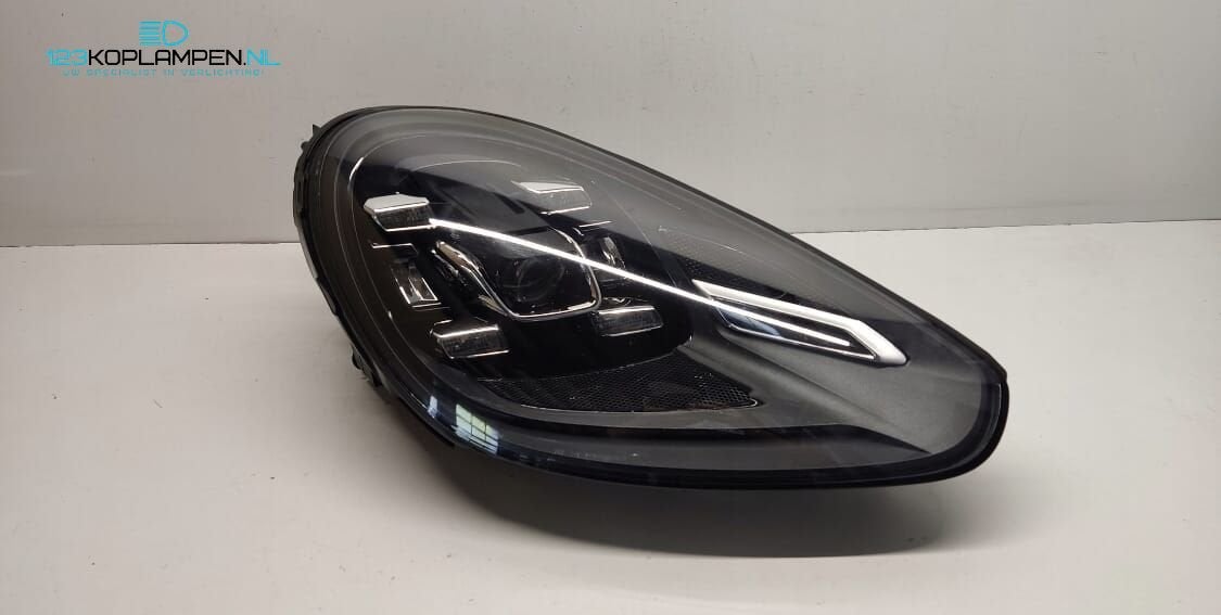 Porsche Cayenne 7P Facelift Matrix Full Led koplamp rechts, Auto-onderdelen, Gebruikt, -, -, Porsche