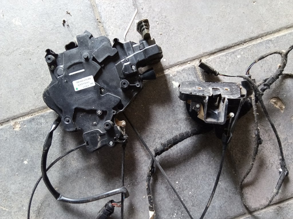 VW T5 elektrische sluithulp schuifdeur, Auto-onderdelen, Ophalen of Verzenden, Gebruikt