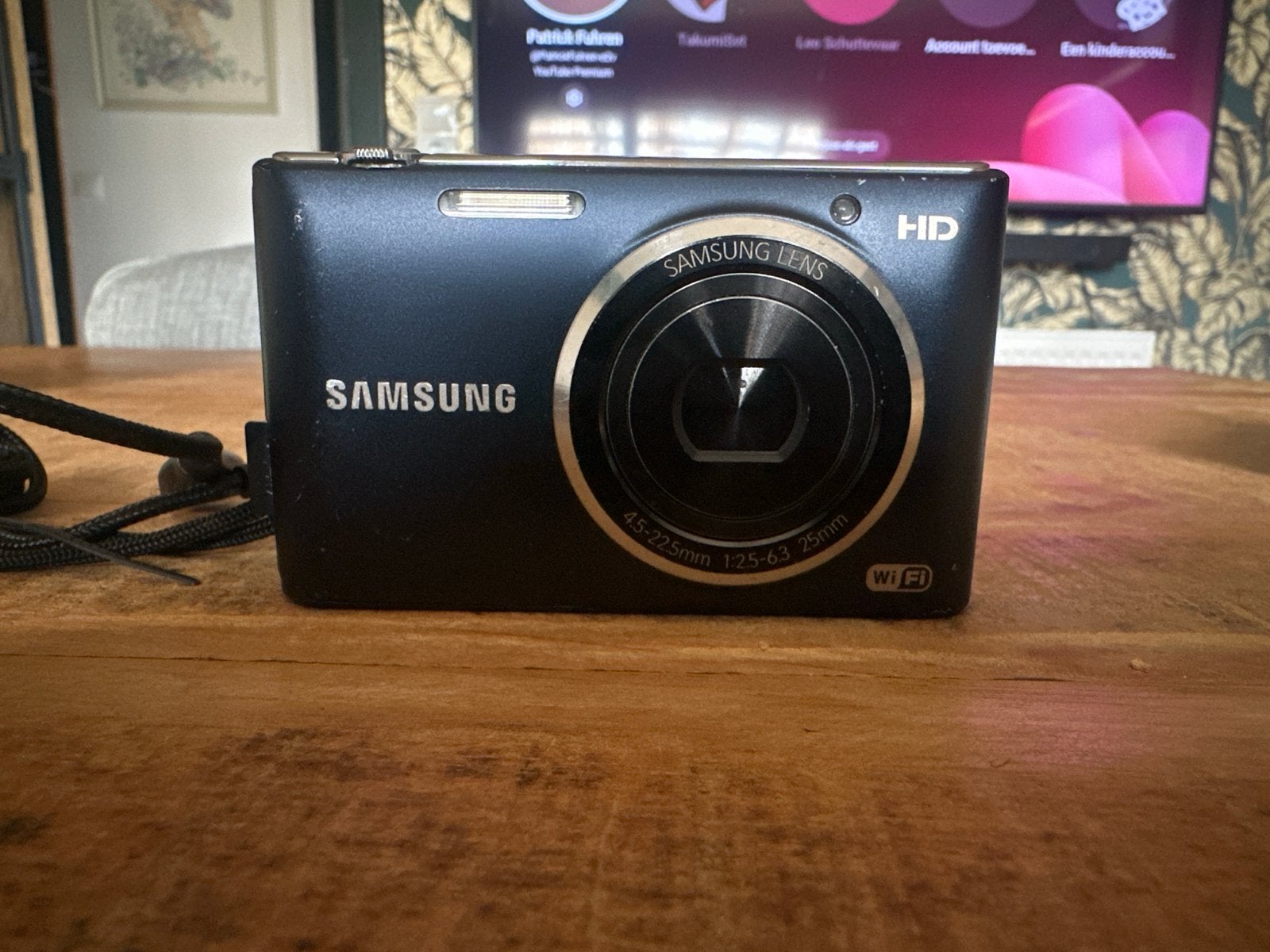 Samsung Digitale Camera 16MP HD Wifi, Audio, Tv en Foto, Gebruikt, USB-kabel, Ophalen of Verzenden, Compactcamera