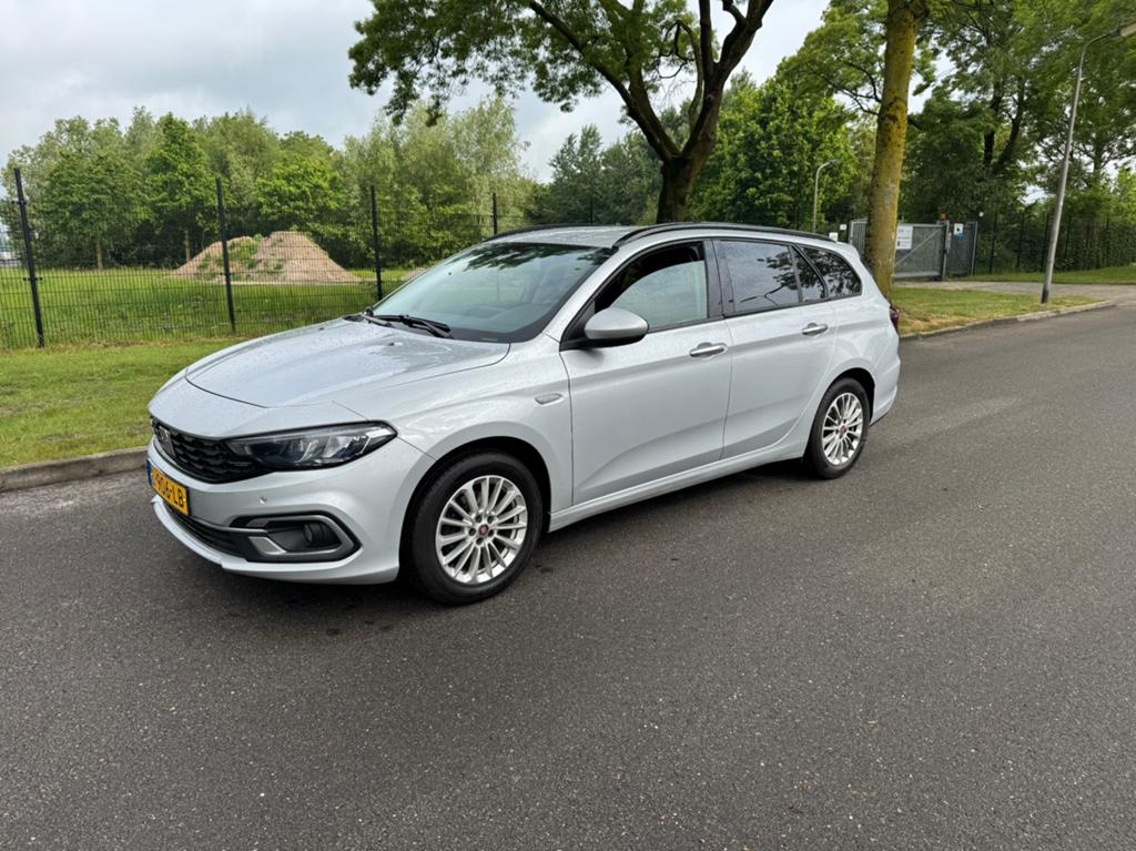 Fiat Tipo 1.0 Benzine Firefly 100pk 2021 2 jaar APK, Voorwielaandrijving, Stof, Handgeschakeld, 99 pk