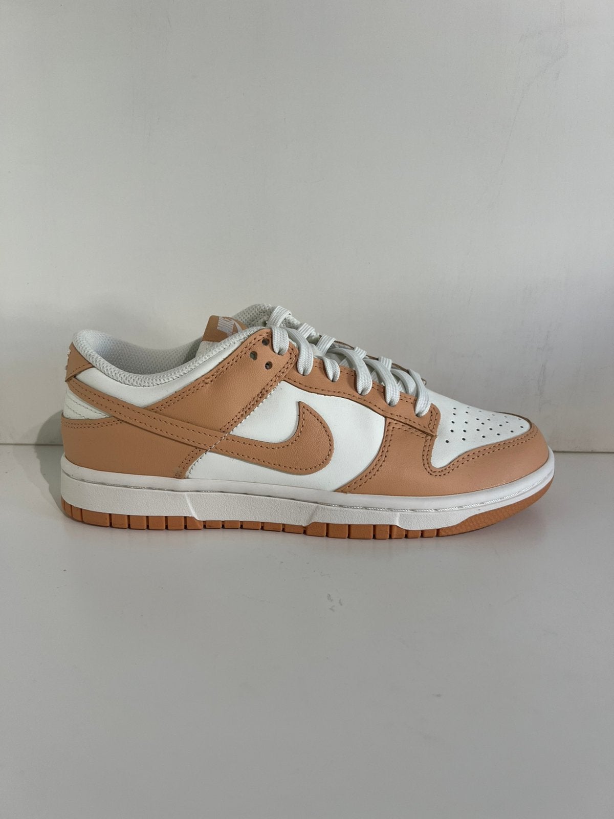 Nike Dunk low Harvest Moon, ., Nieuw, Ophalen of Verzenden, Sneakers of Gympen