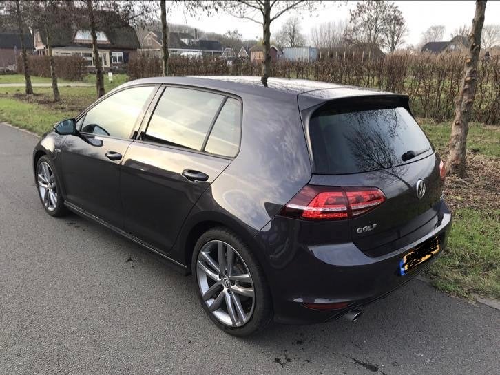 Volkswagen Golf 1.2 TSI 81KW 5D 2015 ZGAN, Auto's, Voorwielaandrijving, 610 kg, Handgeschakeld, Geïmporteerd