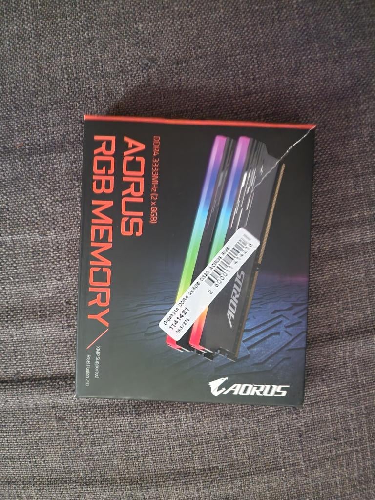 Gigabyte AORUS RGB DDR4 16GB 3333MHz (2x8GB), DDR4, Ophalen of Verzenden, Zo goed als nieuw, Desktop