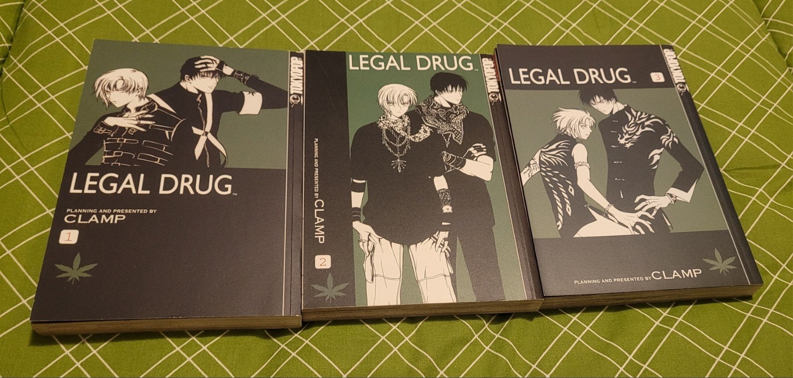 Manga's Legal drug vol. 1 tm 3, Gelezen, Ophalen of Verzenden, Japan (Manga), Meerdere comics