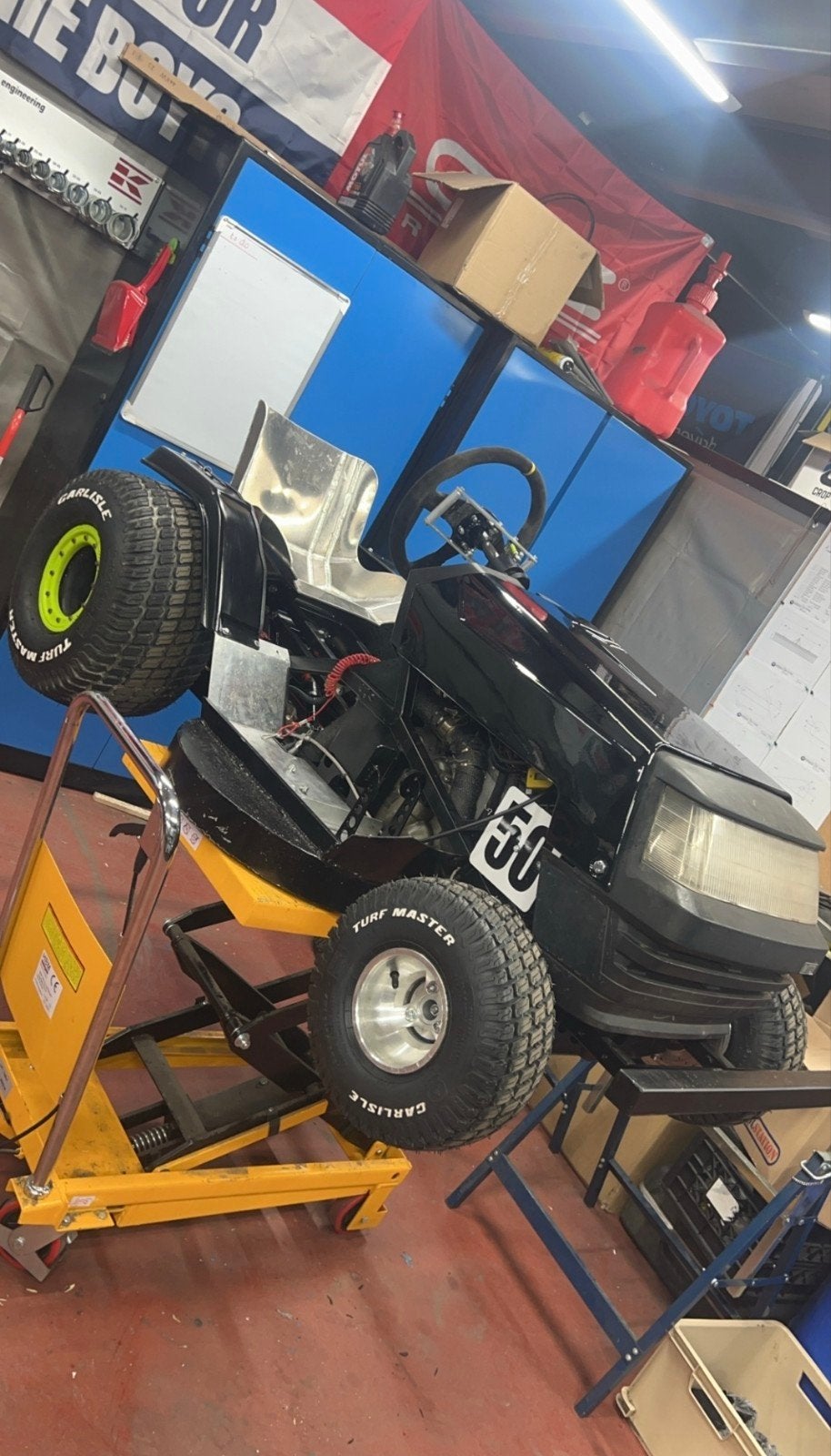 NK RACEMAAIER KTM 525 race zitmaaier, Ophalen, Zo goed als nieuw, MTD, Elektrische starter