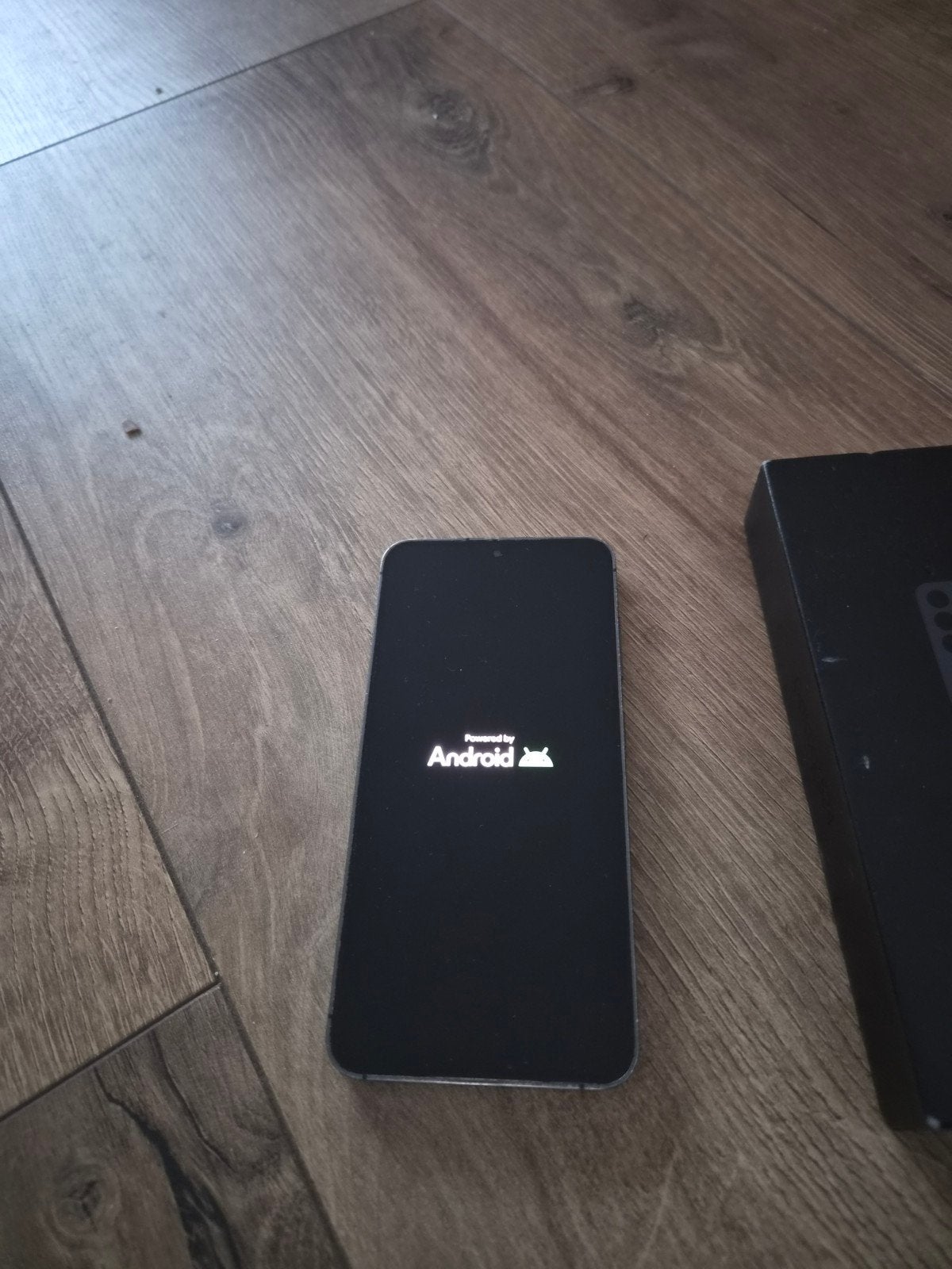 Foto 5 van Samsung S24 in perfecte staat met doos en oplader