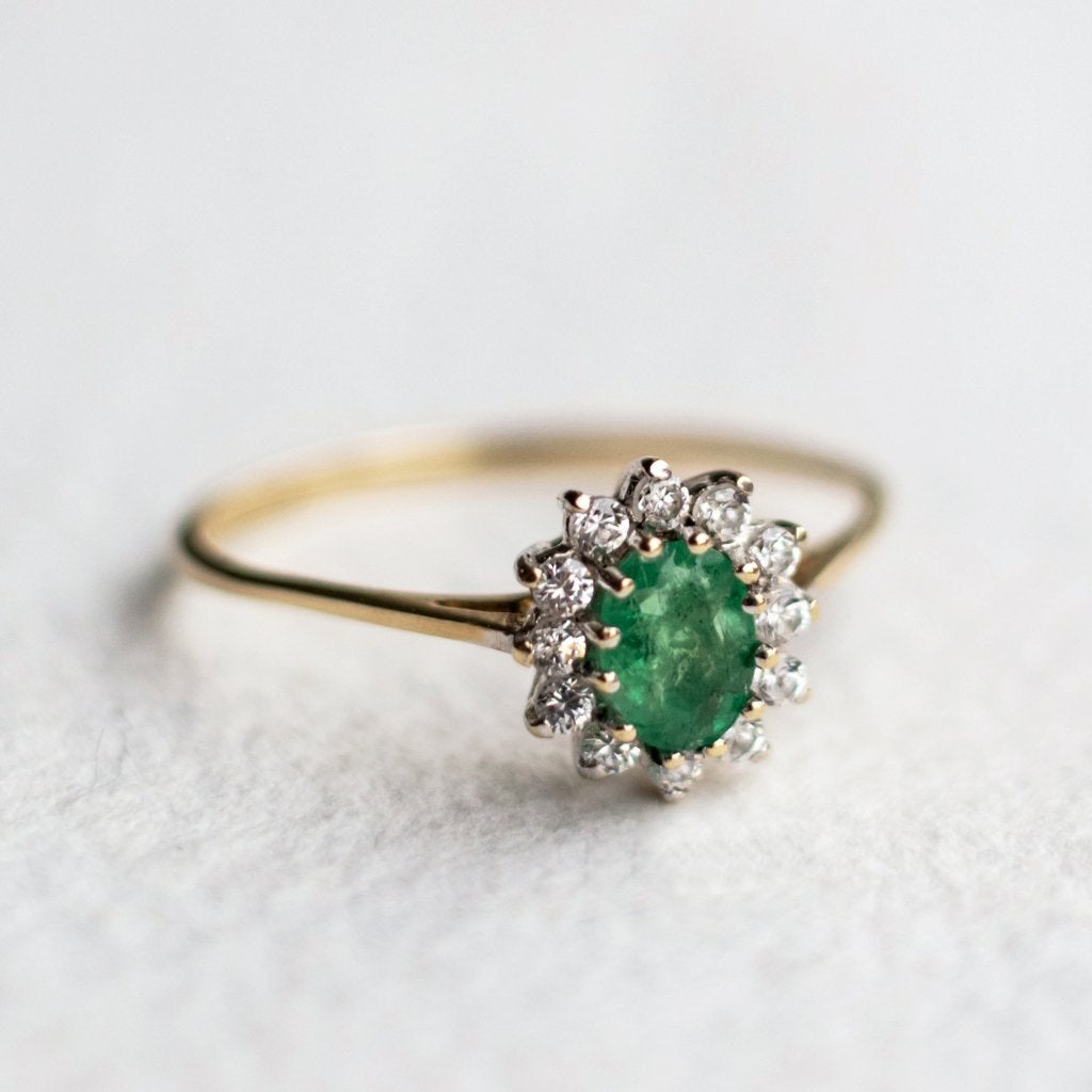 Vintage 9k goud cluster ring met smaragd & CZ - maat 17,75, Ophalen of Verzenden, Zo goed als nieuw, 17 tot 18, Met edelsteen