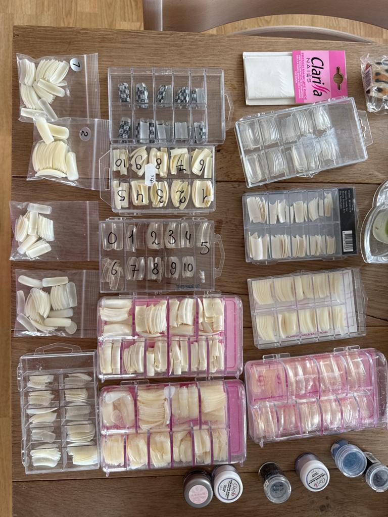 Grote set nepnagels, glitters en UV-lamp voor nagelstyling, Postzegels en Munten, Ophalen