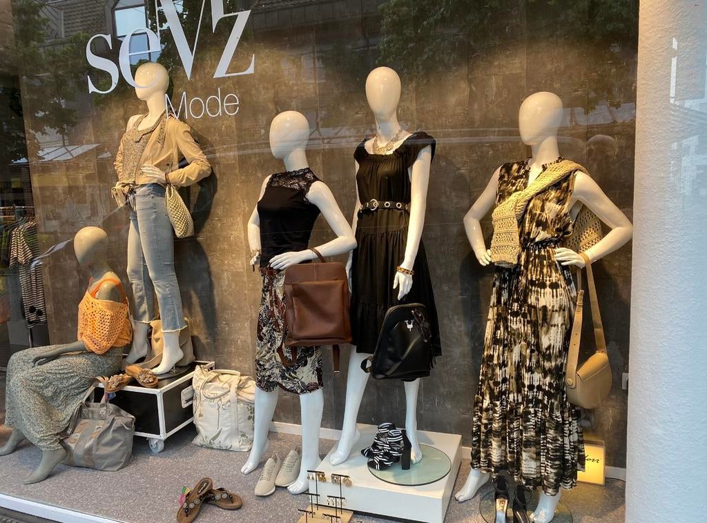 Mooie Paspoppen te Koop - Winkel Inrichting, Ophalen
