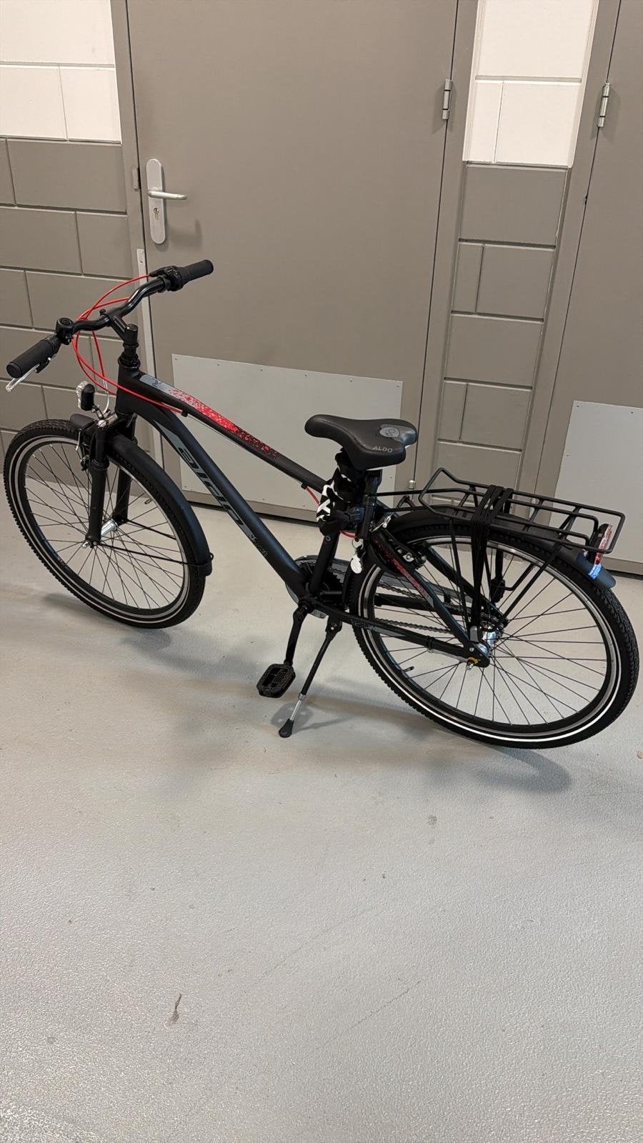 Aldo fiets 26 inch met versnellingen en bagagedrager, Ophalen of Verzenden, Zo goed als nieuw
