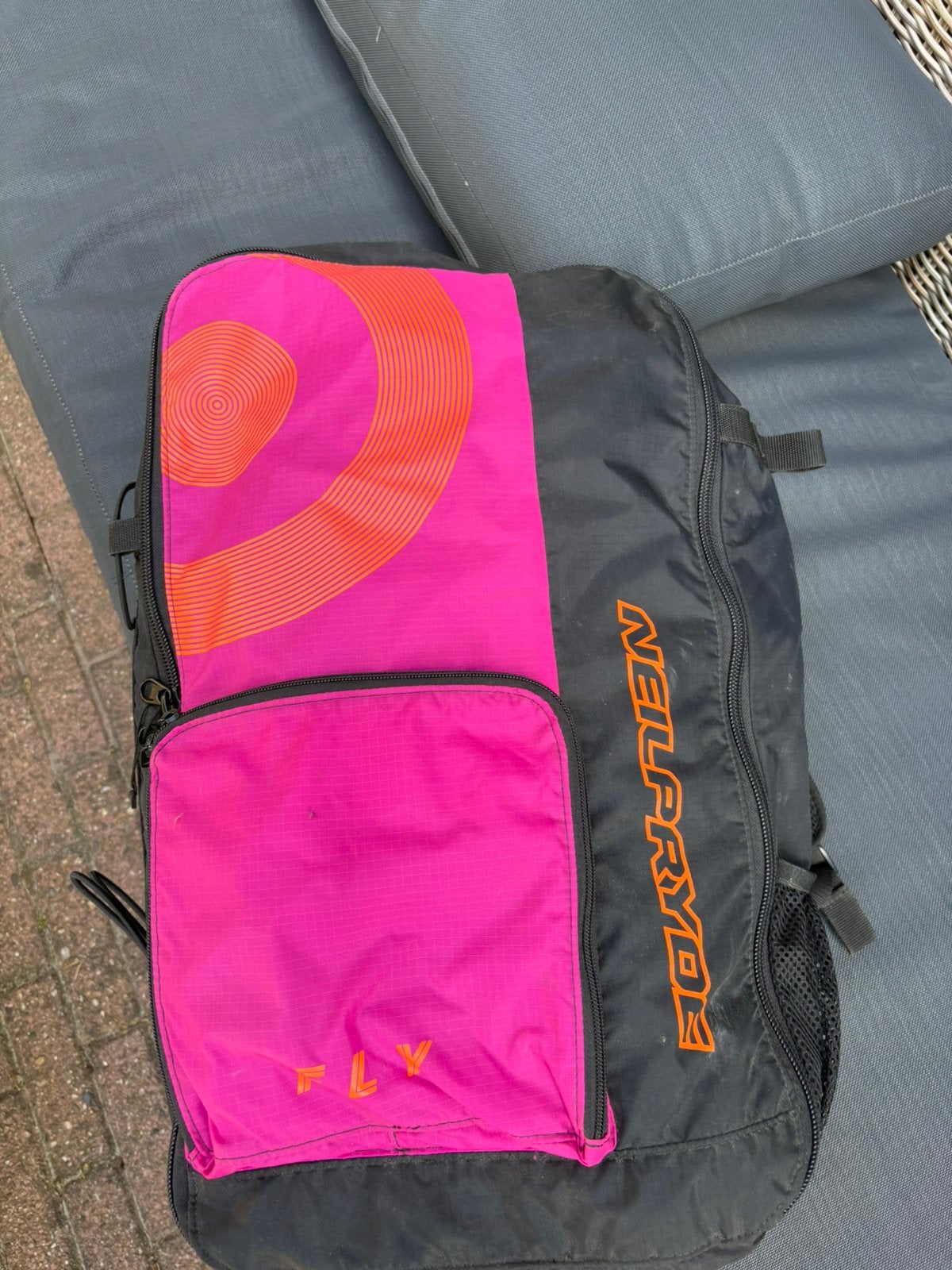 Neilpryde fly 4.7 nieuwstaat 2 keer gebruikt, Ophalen, Zo goed als nieuw, Wingsurf-wing