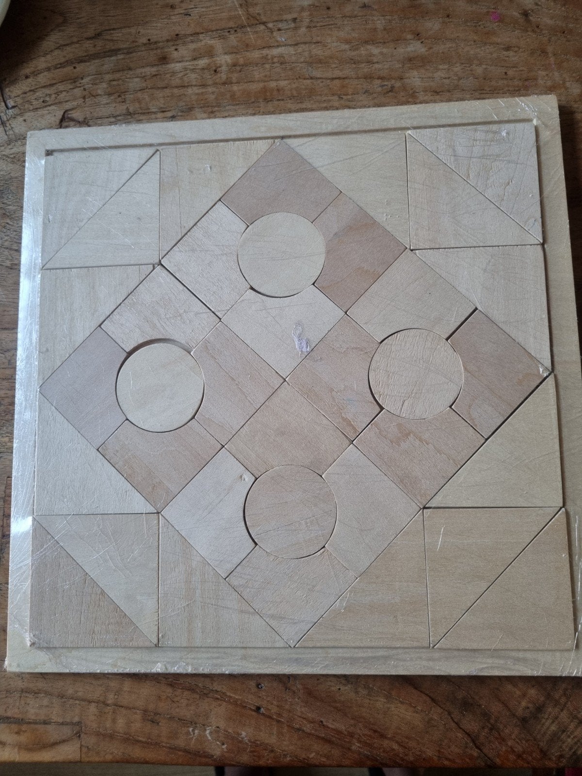Houten puzzel, Ophalen, 10 tot 50 stukjes, Zo goed als nieuw, Van hout