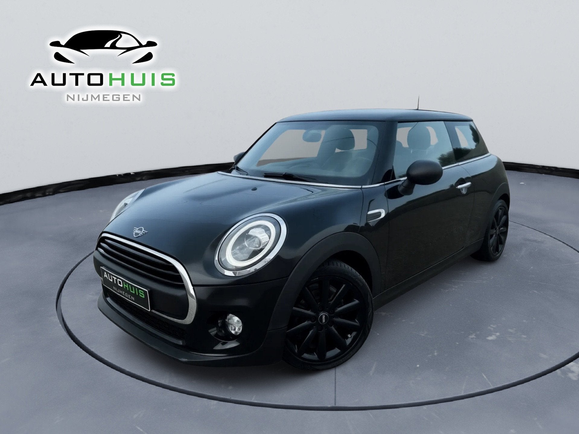 Mini Mini MINI 3-deurs 2018 Midnight Black Metallic Led kopl, Auto's, Voorwielaandrijving, 1160 kg, Stof, Gebruikt