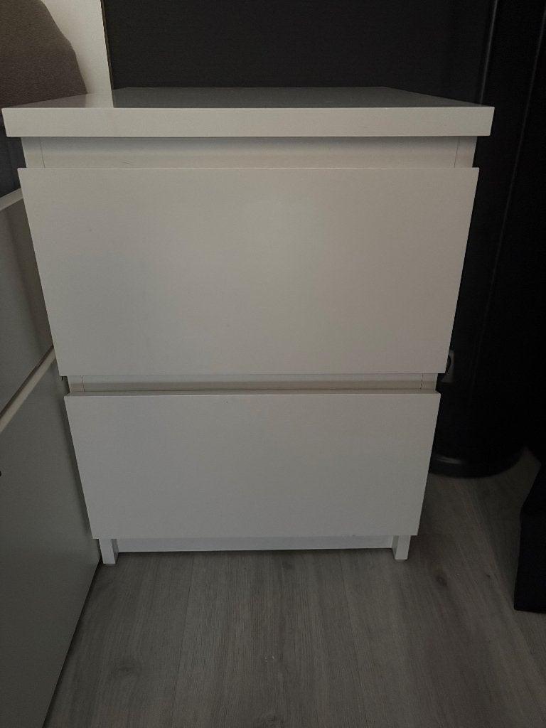 Nachtkastjes Malm, Huis en Inrichting, Ophalen, Gebruikt, Minder dan 45 cm, 55 tot 70 cm