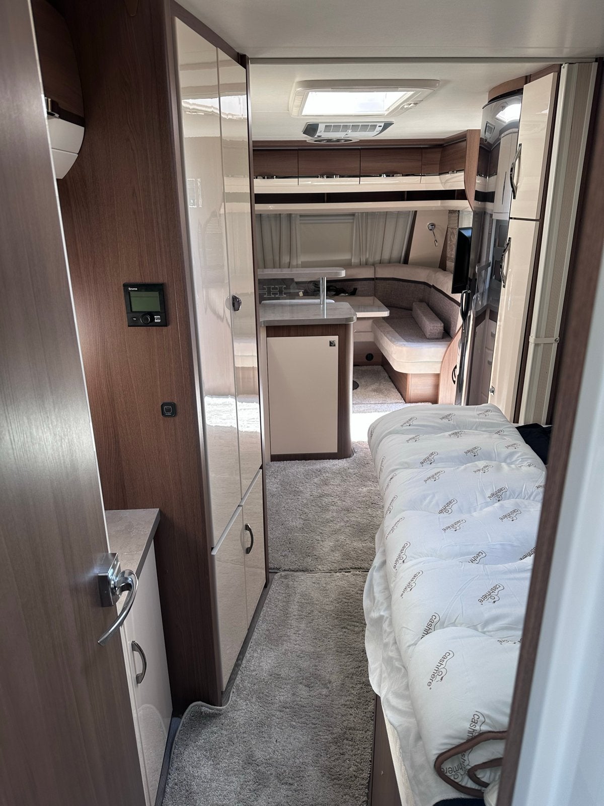Luxe Hobby Prestige Caravan - Ruim en Comfortabel, Vast bed, Rondzit, Hobby, Airco