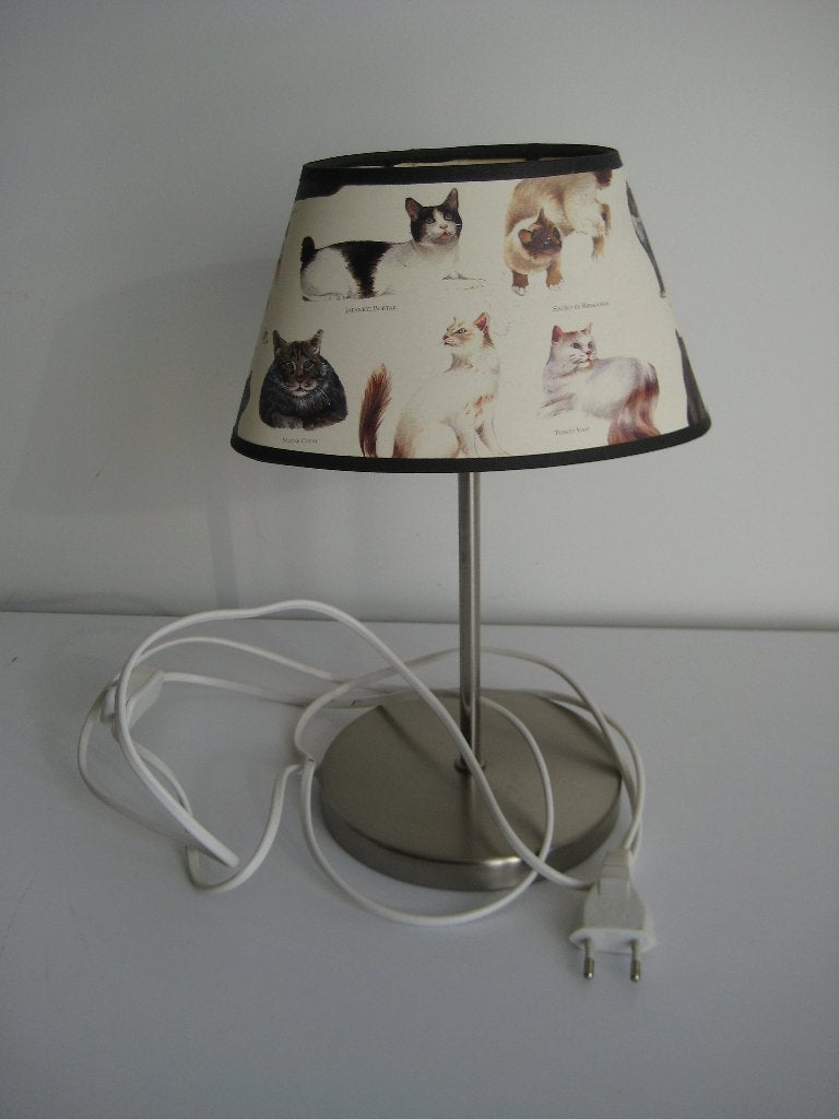 Tafellamp 30 cm hoog katten poezen lampenkap+zilver, Huis en Inrichting, Lampen | Tafellampen, Gebruikt, Overige merken, Textiel