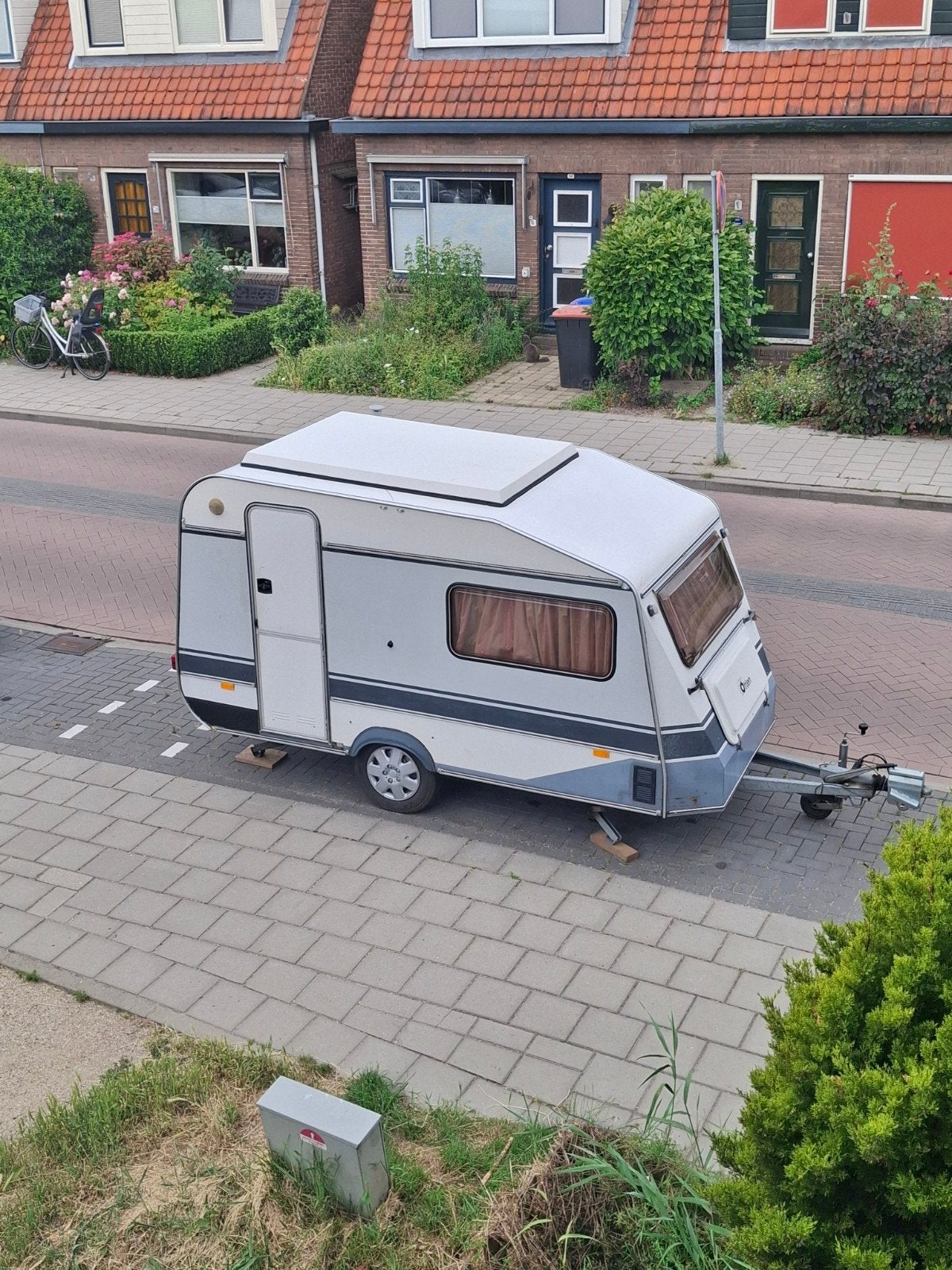 Caravan incl. Alle kampeerspullen te koop, 4 tot 5 meter, 500 - 750 kg, Overige, Overige merken