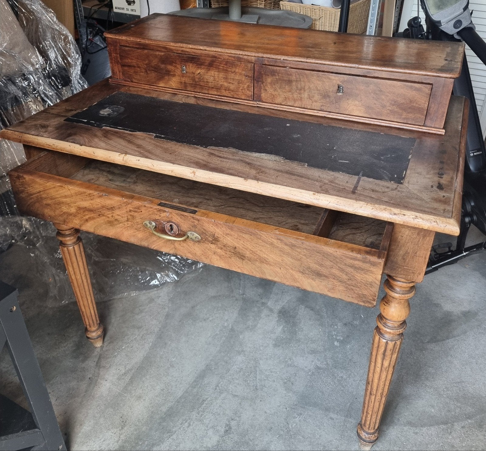 Oud houten bureau met opzetstuk en lade, Antiek en Kunst, Ophalen