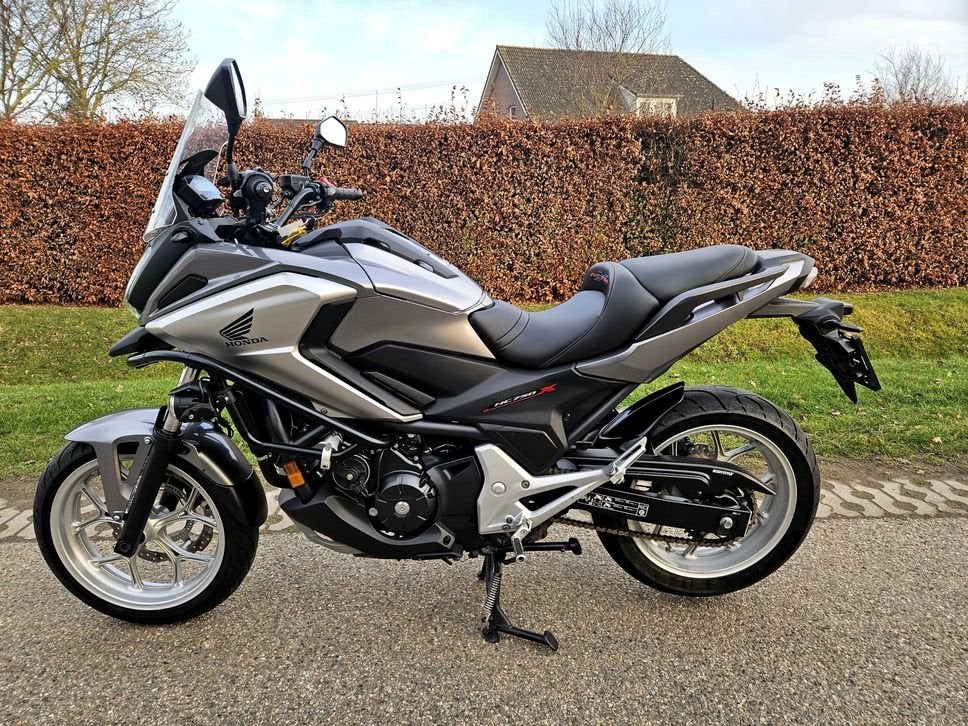 HONDA NC750 X DCT 2016 ABS DAGRIJLAMPEN VALBEUGEL LUXE ZADEL, 2 cilinders, Bedrijf, Onbekend, Meer dan 35 kW