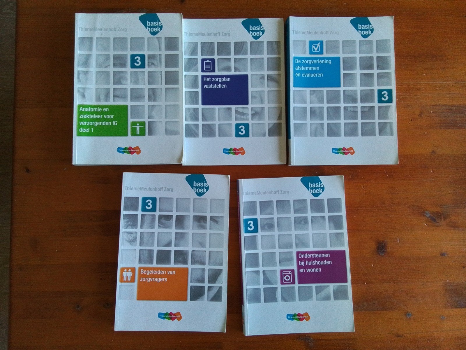 leerboeken verzorgende IG, Boeken, Schoolboeken, Ophalen of Verzenden, Overige niveaus