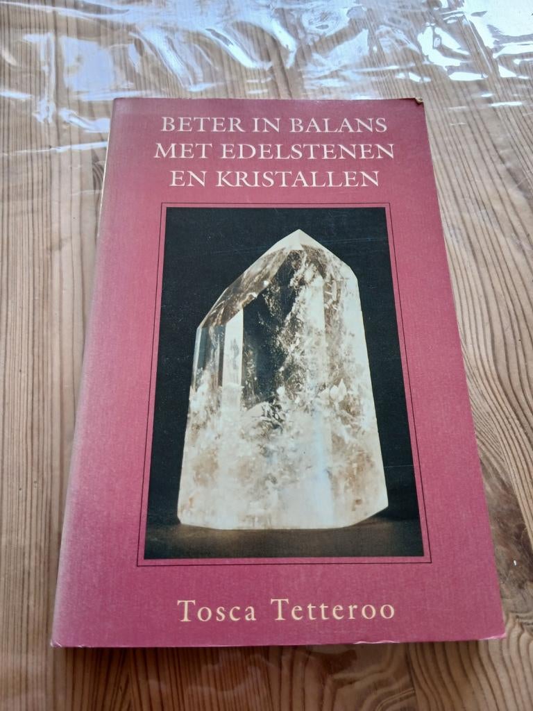 Beter in Balans met Edelstenen en Kristallen, Boeken, Ophalen of Verzenden, Zo goed als nieuw, Instructieboek
