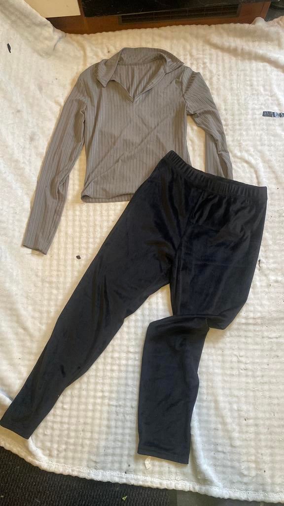 2 pieces set for woman size L, Ophalen, Zo goed als nieuw, Zwart