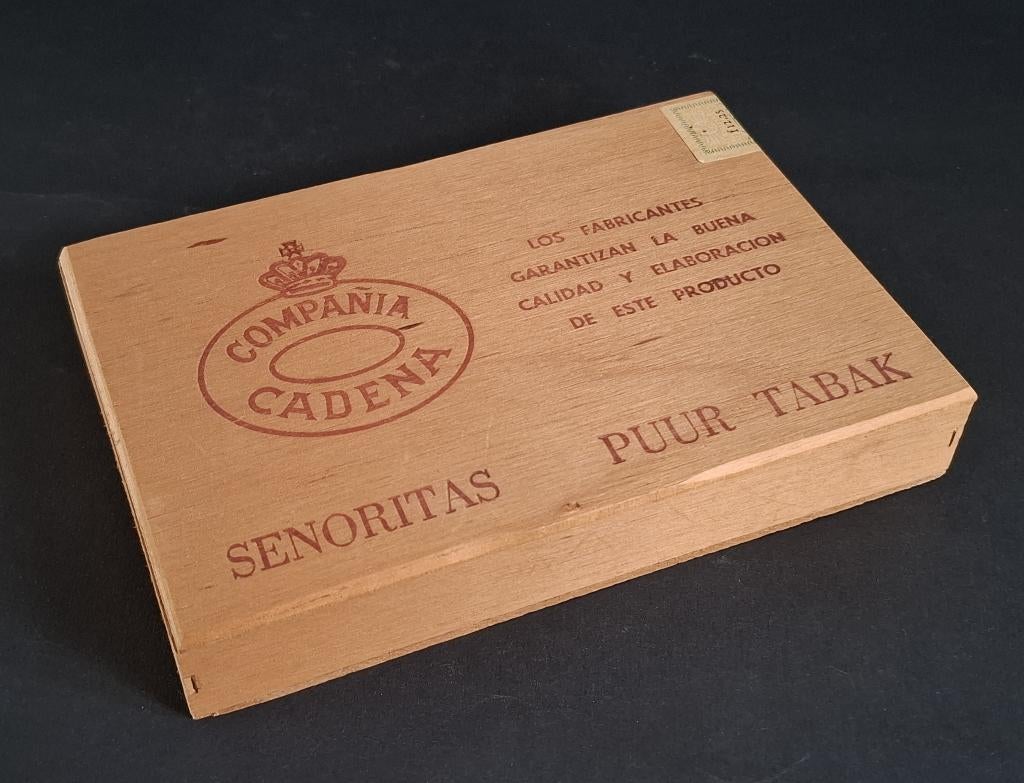 Sigarendoos hout Senoritas - Compania Cadena, Verzamelen, Ophalen of Verzenden, Gebruikt