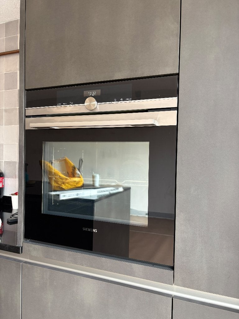 LUXE MATZWARTE BETONLOOK EILANDKEUKEN+SIEMENS, Zwart, Overige typen, Ophalen of Verzenden, Zo goed als nieuw