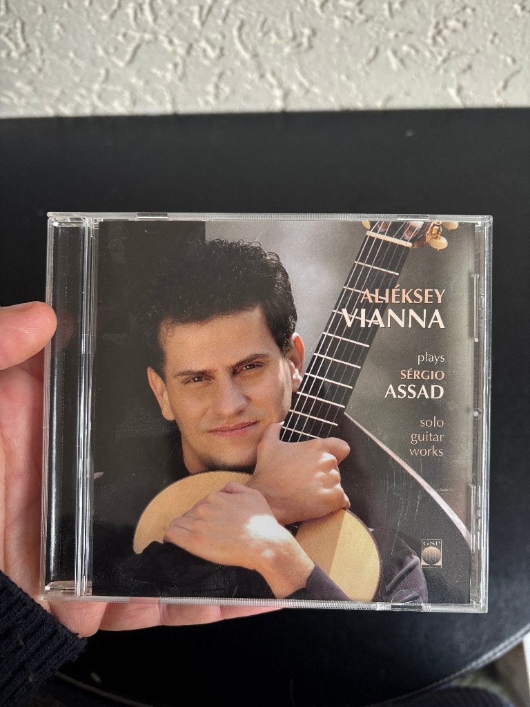 Aliéksey Vianna - Plays Sérgio Assad Solo Guitar Works, Ophalen of Verzenden, Modernisme tot heden, Gebruikt, Kamermuziek