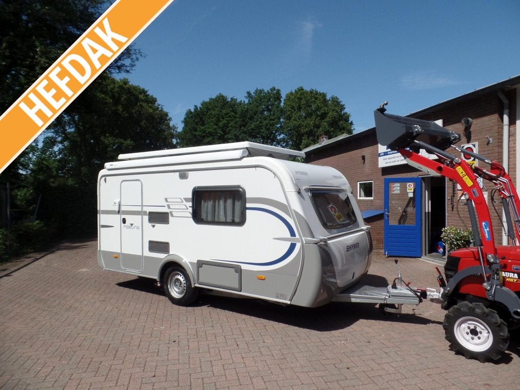 Hymer/Eriba Feeling 390 Enkele bedden / Mover / Luifel, Dwarsbed, Standaardzit, Tot en met 2, Bedrijf
