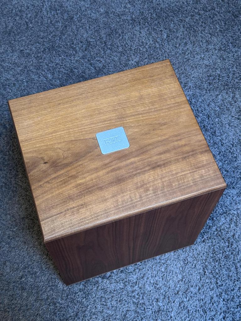 Rel Classic 99  / Demo model, Subwoofer, Zo goed als nieuw, 120 watt of meer, Ophalen