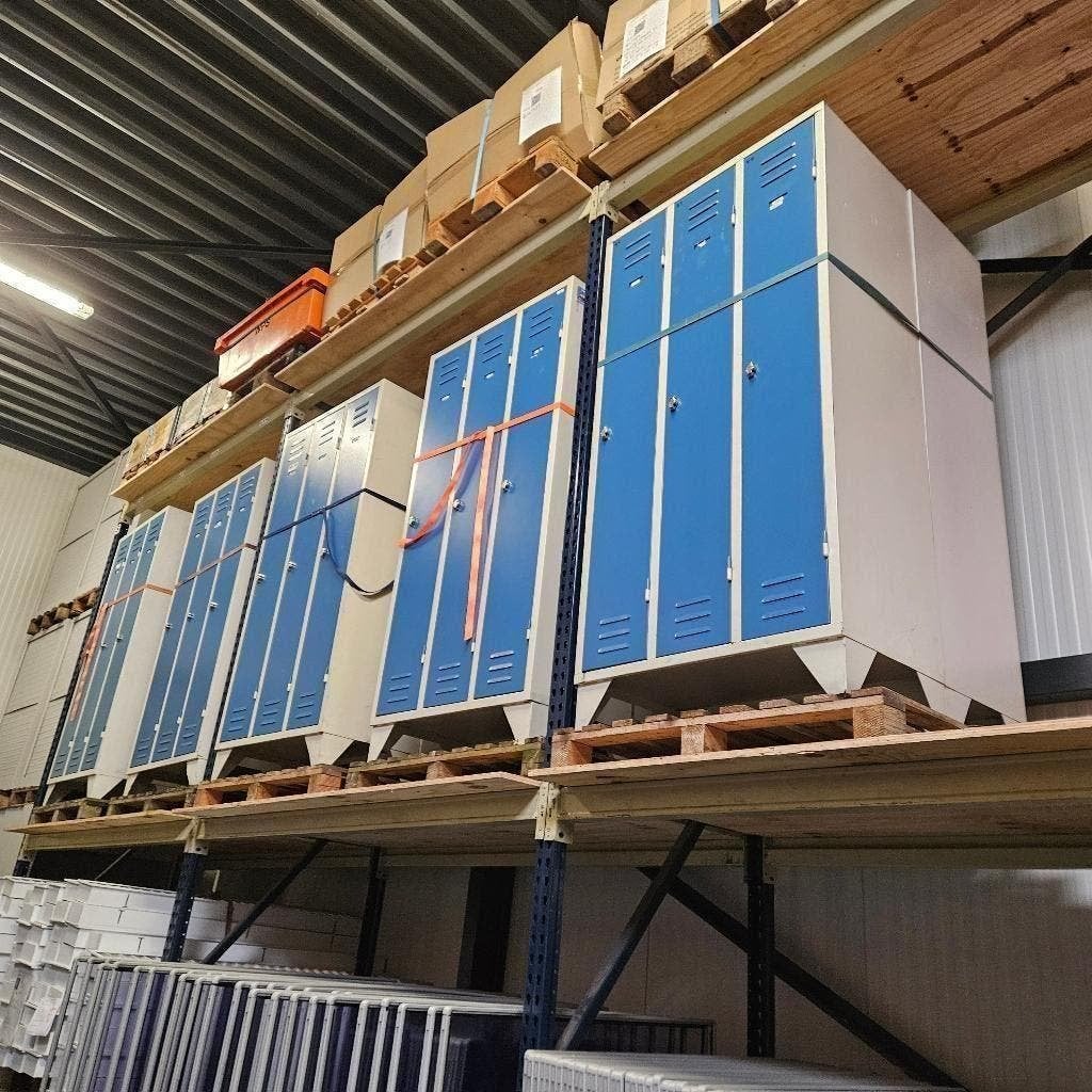 3-deurs Overtoom industriële metalen lockers kledinglockers, Huis en Inrichting, Kasten | Kledingkasten, Gebruikt, 150 tot 200 cm