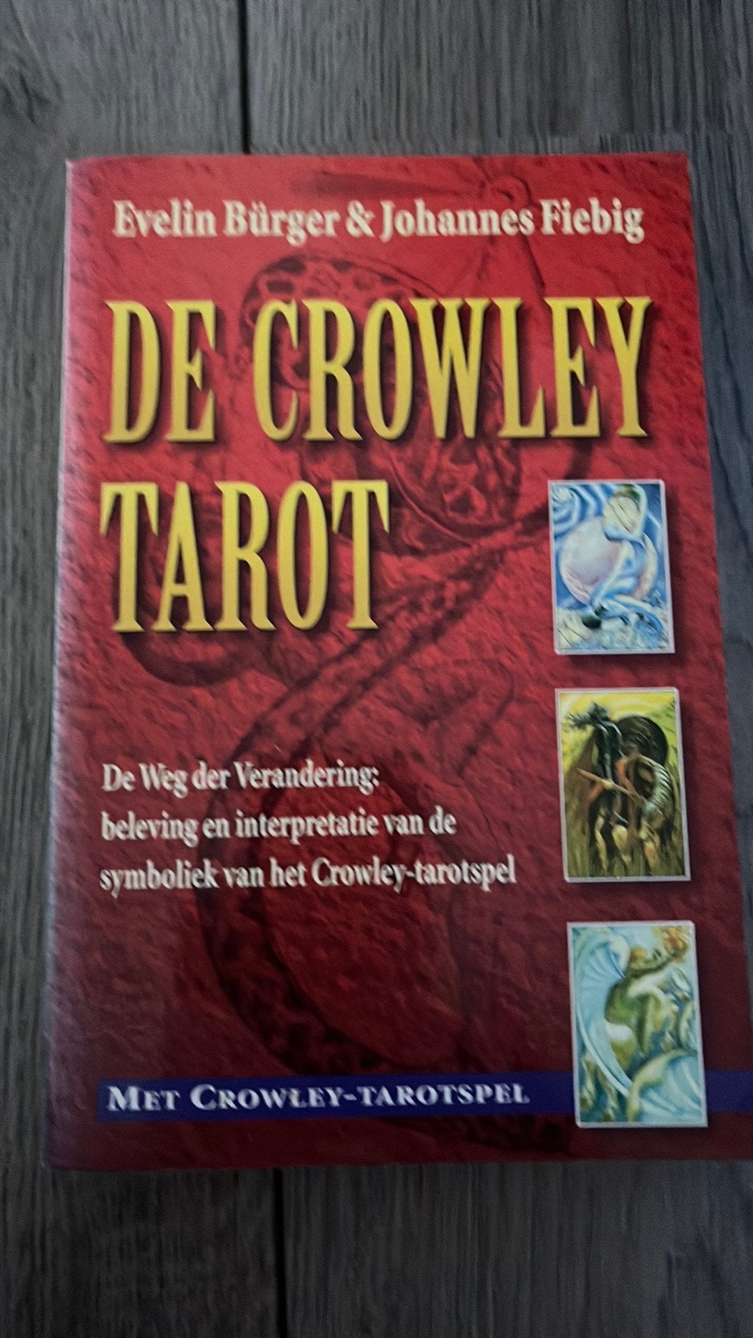 E. Burger - De Crowley Tarot, Boeken, Tarot of Kaarten leggen, Overige typen, Ophalen of Verzenden, E. Burger