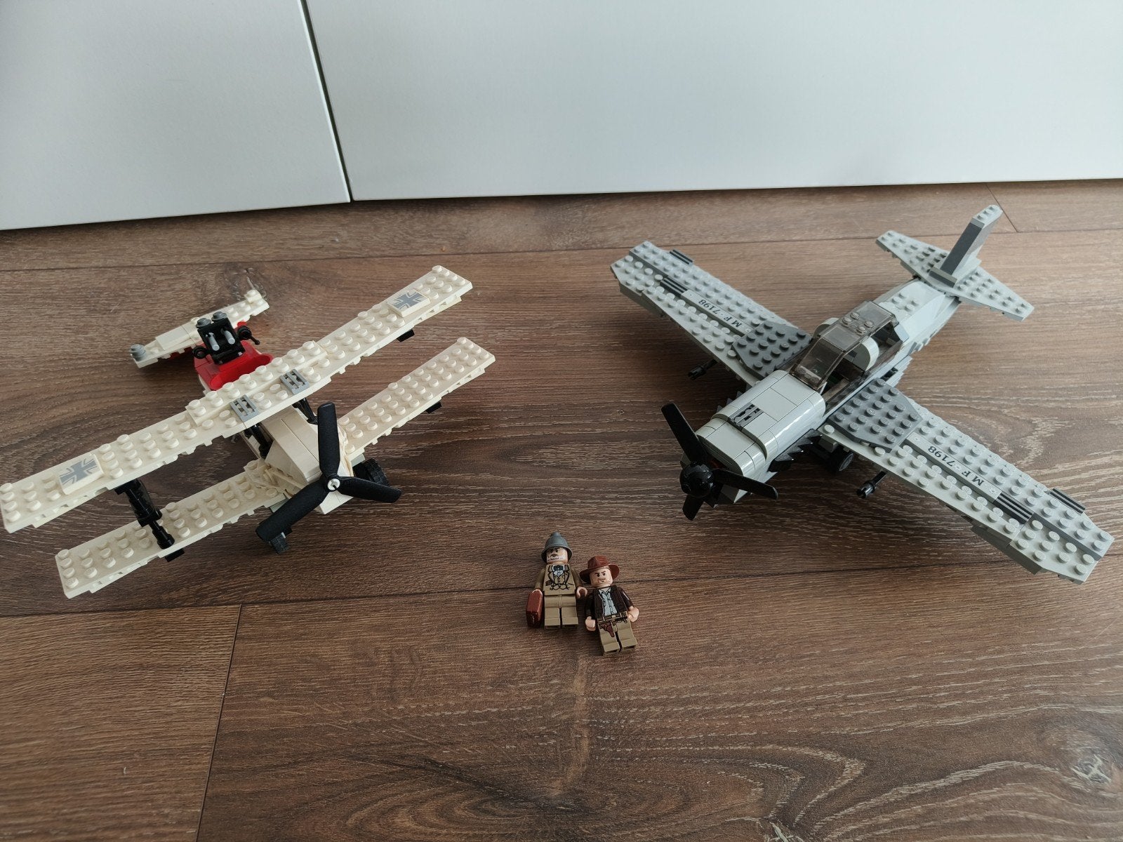Lego Indiana Jones 7198 Messerschmitt, Ophalen