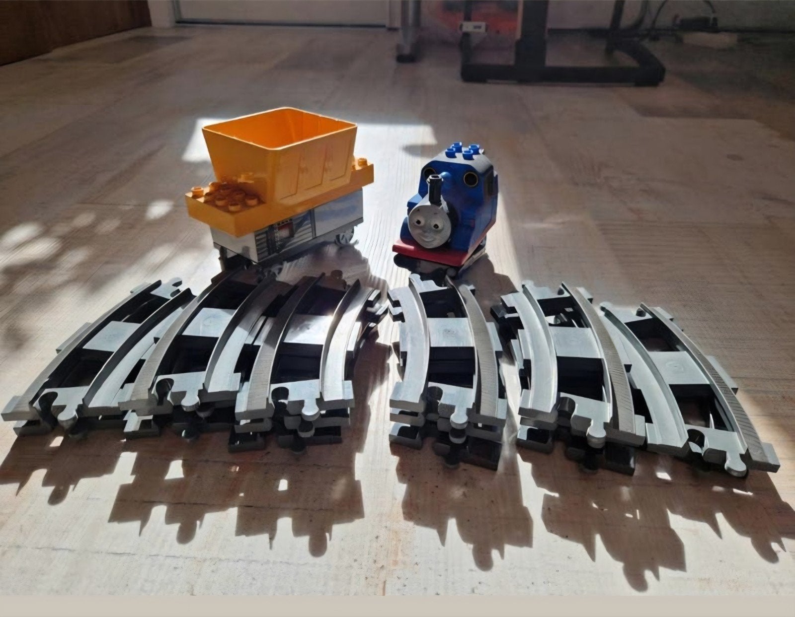 DUPLO trein met rails en handige opbergbox, Ophalen, Gebruikt, Overige thema's, Duplo