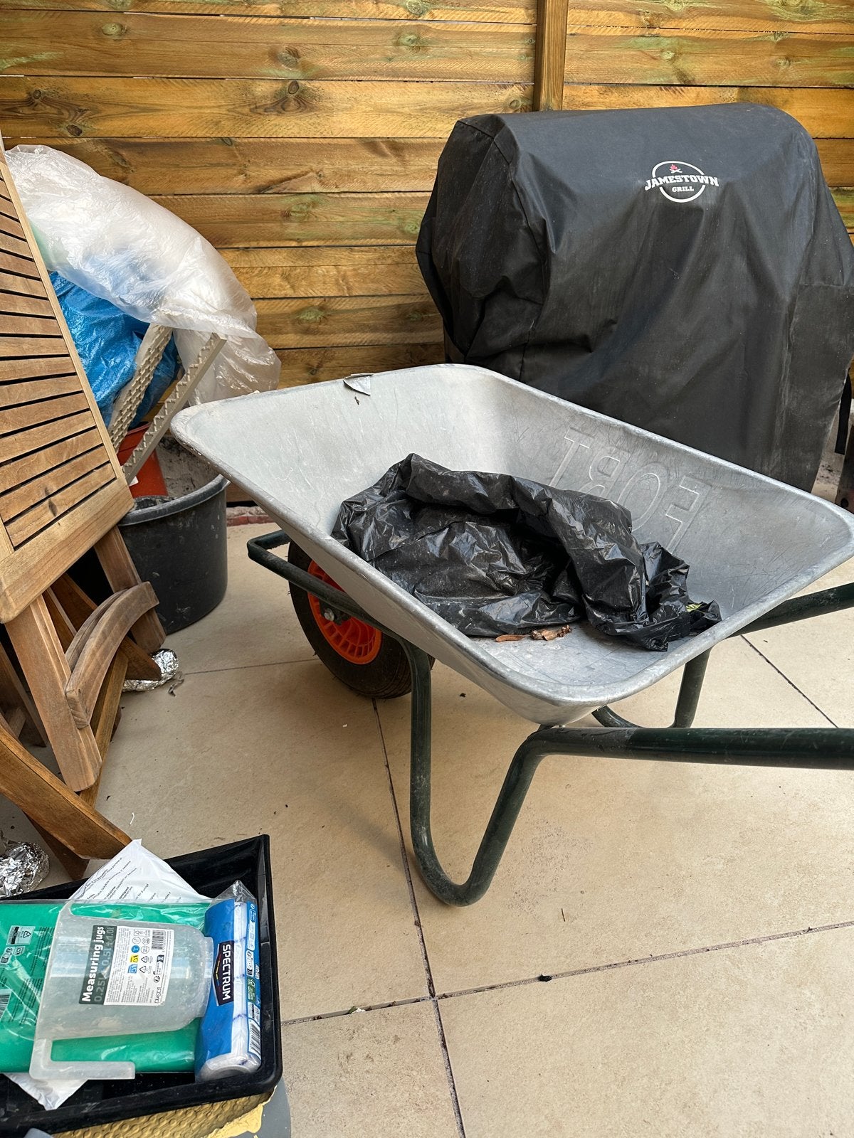 Donatie: Stevige kruiwagen voor tuin en bouw, Tuin en Terras, Kruiwagens, Ophalen, Gebruikt, Handmatig, Tweewielig