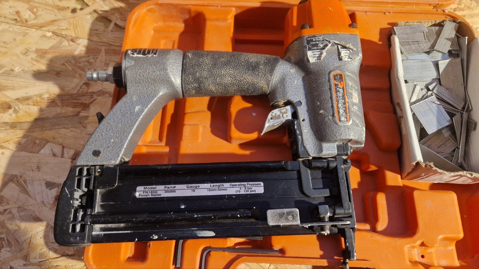 Paslode tacker FN1850, Ophalen of Verzenden, Gebruikt