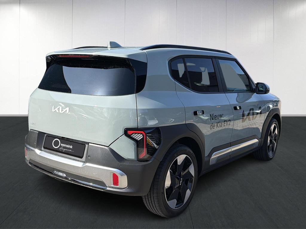 Kia EV2 Plus Advanced 42.2 kWh | Schuif/kantel dak | Harman, Auto's, Kia, Stof, Automatische klimaatregeling, Te koop, 750 kg