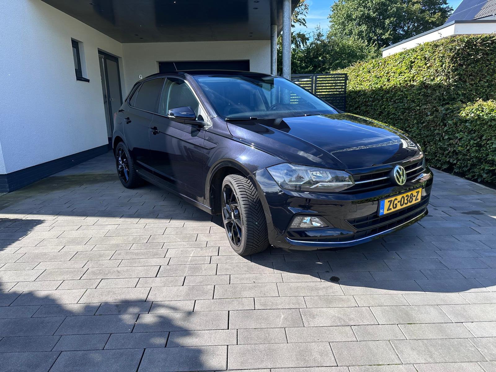 Volkswagen Polo Highline 1.0 TSI 115pk 2018 Zwart, Voorwielaandrijving, Handgeschakeld, Particulier, 1100 kg
