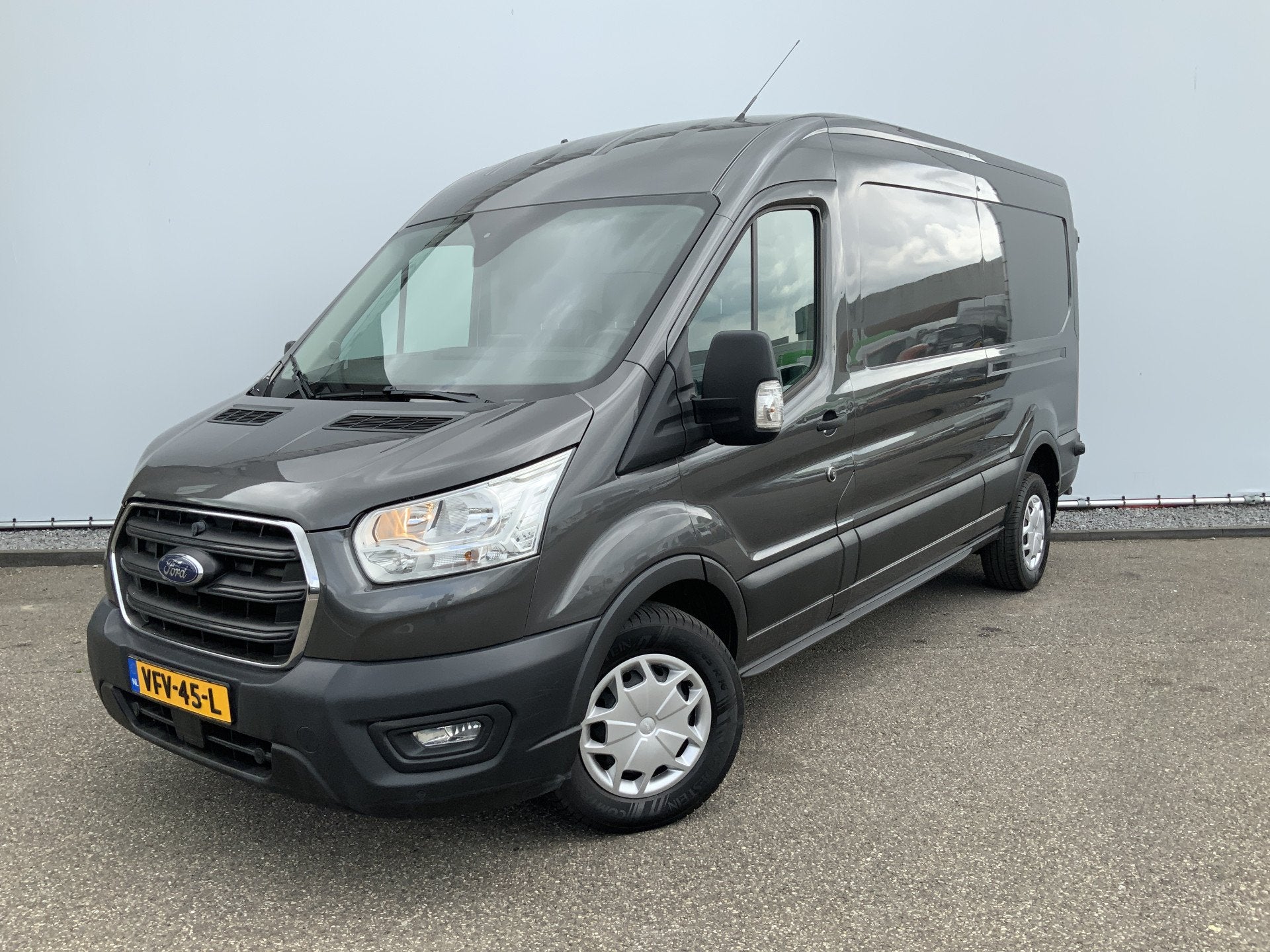 Ford Transit 350 2.0 TDCI L3H2 Trend Koelauto & Vries Automa, Auto's, Bestelauto's, Euro 6, 4 cilinders, Bedrijf, Diesel