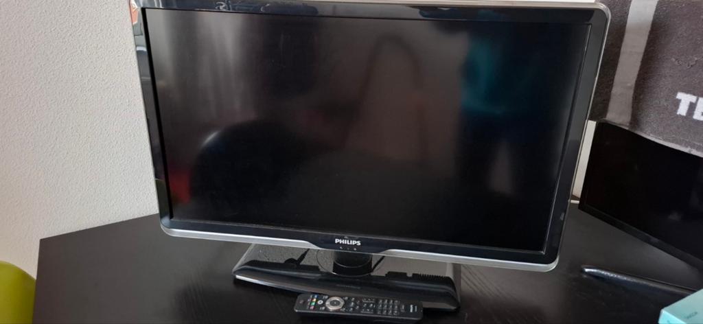 Philips Ambilight LCD TV 32 inch, Ophalen, Philips, Gebruikt, LCD